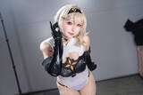 「【コスプレ】2024年の冬コミをプレイバック！『NIKKE』や『ブルアカ』にホロライブまでビックサイトに集った美女レイヤー13選【写真59枚】」の画像3