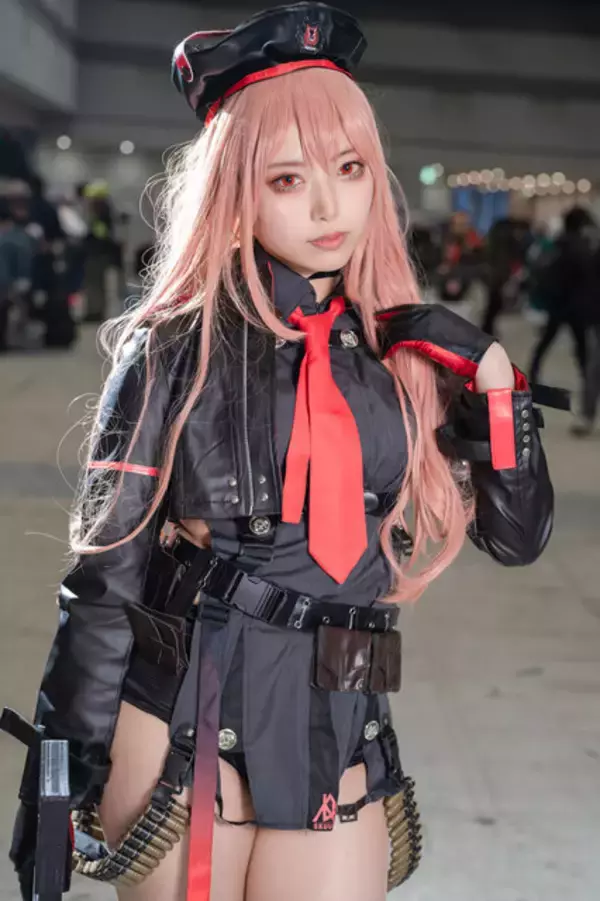 「【コスプレ】2024年の冬コミをプレイバック！『NIKKE』や『ブルアカ』にホロライブまでビックサイトに集った美女レイヤー13選【写真59枚】」の画像
