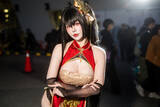 「【コスプレ】チャイナドレスのスリットから覗くガーターベルト＆ストッキング！『アズレン』大鳳のチャイナドレス姿が妖艶だった【写真8枚】」の画像4