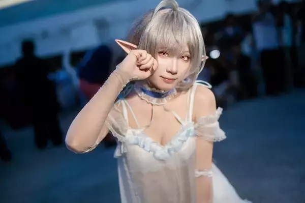 【コスプレ】シースルーな衣装を着こなす美しいエルフが降臨！香港美女レイヤーが透明感の向こう側へ【写真7枚】