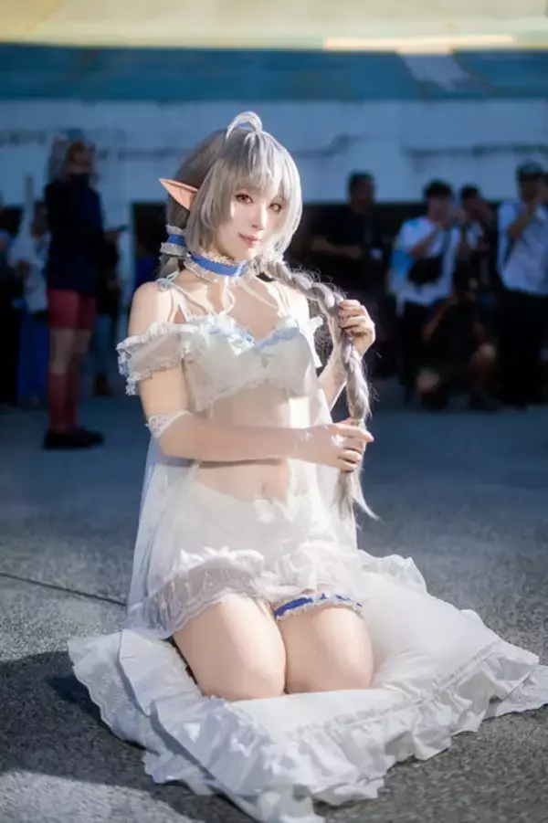 「【コスプレ】シースルーな衣装を着こなす美しいエルフが降臨！香港美女レイヤーが透明感の向こう側へ【写真7枚】」の画像