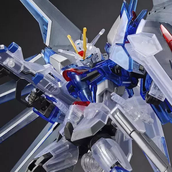 劇場限定ガンプラに入手チャンス再び！クリアカラーの「ライジング 