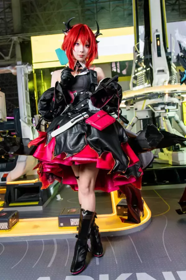 「【コスプレ】リリースが待ち遠しい『アークナイツ:エンドフィールド』の雰囲気が抜群！見ているだけで期待感が高まる美女レイヤーまとめ【写真21枚】」の画像