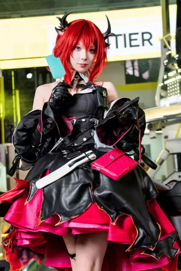 「【コスプレ】リリースが待ち遠しい『アークナイツ:エンドフィールド』の雰囲気が抜群！見ているだけで期待感が高まる美女レイヤーまとめ【写真21枚】」の画像