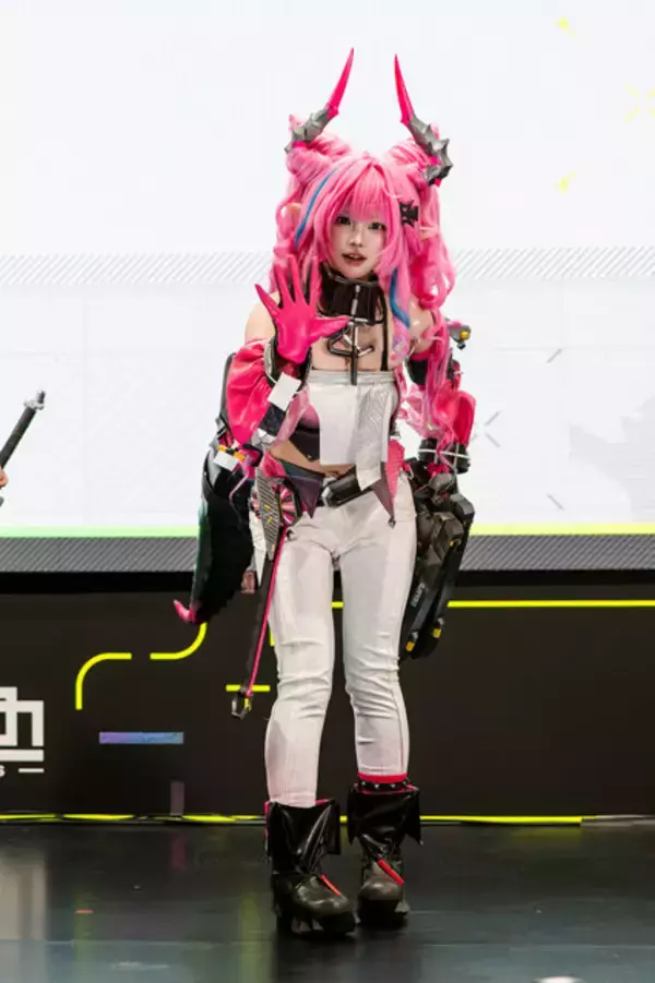 「【コスプレ】リリースが待ち遠しい『アークナイツ:エンドフィールド』の雰囲気が抜群！見ているだけで期待感が高まる美女レイヤーまとめ【写真21枚】」の画像