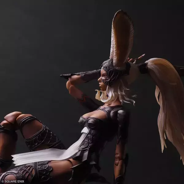 「『FF12』“フラン”のフィギュアが美しい…！見惚れる褐色肌に、お腹がうっすら透けるシースルー前掛けも完璧な再現度」の画像