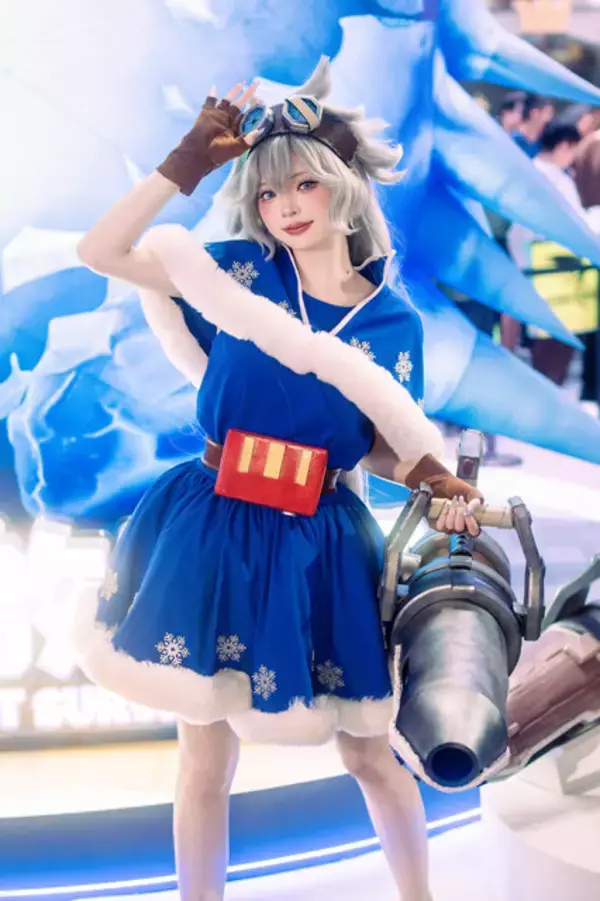「【コスプレ】おへそがセクシーな英雄や小悪魔サイバー、もこもこ雪国娘まで！「台北ゲームショウ2026」美麗レイヤー17選【写真50枚】」の画像