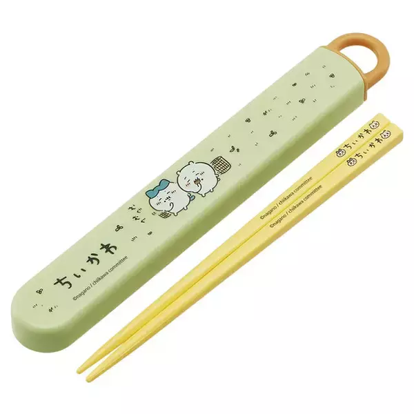 「「ちいかわ」日常生活で使ってウキウキ気分！箸箱セットやお弁当箱、“おしりがかわいい”ランチバッグなどがローソンにて1月30日発売」の画像