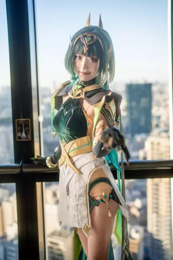 「【コスプレ】スラリとした美脚と大きな瞳に吸い込まれそう！中国人気レイヤーの『原神』ネフェルの可愛さを目に焼き付けよ【写真8枚】」の画像