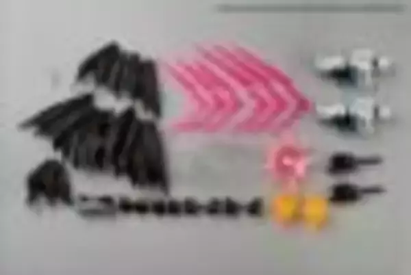 「漆黒のマントで様々なスタイルを演出！OVA版「ブラックゲッター」が可動フィギュア化ー左右非対称のワイルドな武装など豊富なオプション」の画像