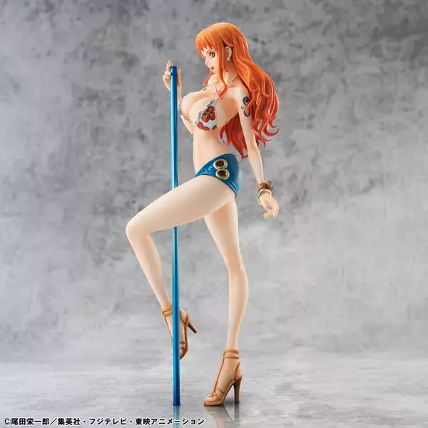 「「ワンピース」ギア5のルフィ、セクシーなナミが揃ってフィギュア化！ビキニトップにホットパンツ、天候棒に絡めた脚も色っぽい」の画像