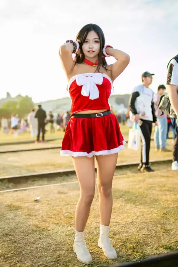 「【コスプレ】オーバーイーツ配達員から『NIKKE』、ミリタリーガールまで百花繚乱！台湾第二の都市で発見した美女レイヤー8選【写真33枚】」の画像