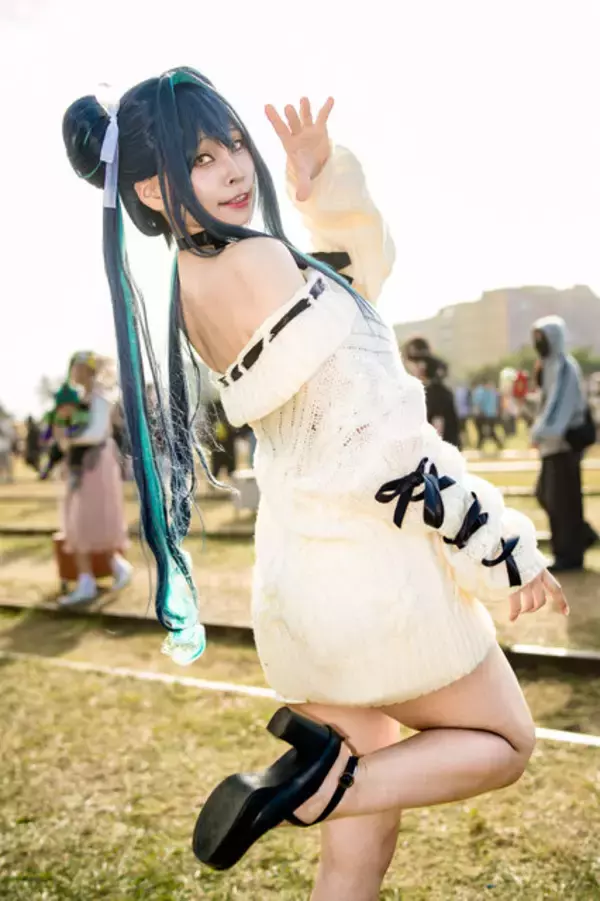 「【コスプレ】オーバーイーツ配達員から『NIKKE』、ミリタリーガールまで百花繚乱！台湾第二の都市で発見した美女レイヤー8選【写真33枚】」の画像