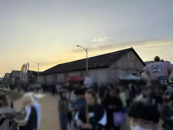 「【コスプレ】オーバーイーツ配達員から『NIKKE』、ミリタリーガールまで百花繚乱！台湾第二の都市で発見した美女レイヤー8選【写真33枚】」の画像