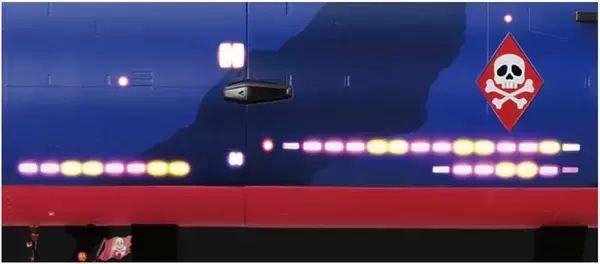 「女海賊エメラルダスの宇宙海賊船「クイーン・エメラルダス号」が立体化！全長約84.5cmの船体にはスライド・発光・音声ギミック盛りだくさん」の画像