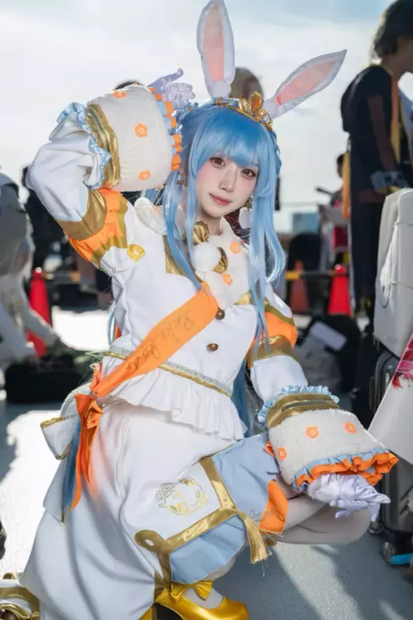 「【コスプレ】1月12日は「ホロライブ」兎田ぺこらの誕生日！通常衣装からキョンシーまでキュートすぎる美女レイヤーまとめ【写真36枚】」の画像