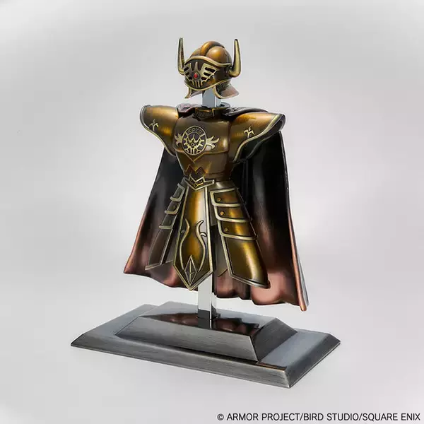『ドラクエ』40周年記念グッズがエモい！ロト装備やスライムたちのずっしり重いメタルフィギュアが、歴史を印象付ける特別カラーに