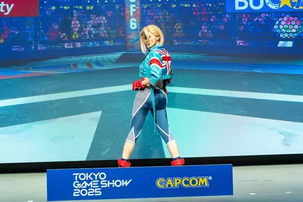 「【コスプレ】『スト6』人気キャラのキャミィと戦える？！鍛えられた腹筋vs小柄な美少女レイヤーのファイトはいかに【TGS2025】」の画像
