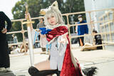 「【コスプレ】“フブキング”の愛称に偽りなし！剣を持ちマントを羽織ったフブさんが可愛いのにやたらとかっこいいー人気レイヤー・有宮ひすい【写真8枚】」の画像5