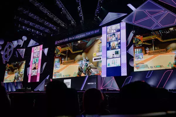 「ぶいすぽっ！フェス 2025に行ってきた―ゲーム、ライブ、展示…“お祭り”の熱狂に包まれた現地の様子を写真で紹介」の画像