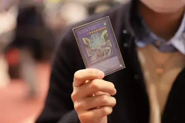 「カートン買いで300万円！？2025年は「“推し”カードゲーム」にいくら使いましたか？【特別企画】」の画像
