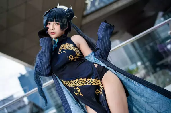 「【コスプレ】チャイナドレスのスリットから覗く美脚がまぶしすぎる！台湾美女の『ブルアカ』キサラが妖艶なポージングで魅せる【写真8枚】」の画像