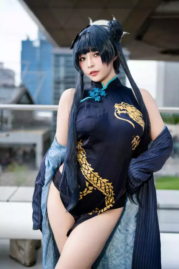 「【コスプレ】チャイナドレスのスリットから覗く美脚がまぶしすぎる！台湾美女の『ブルアカ』キサラが妖艶なポージングで魅せる【写真8枚】」の画像