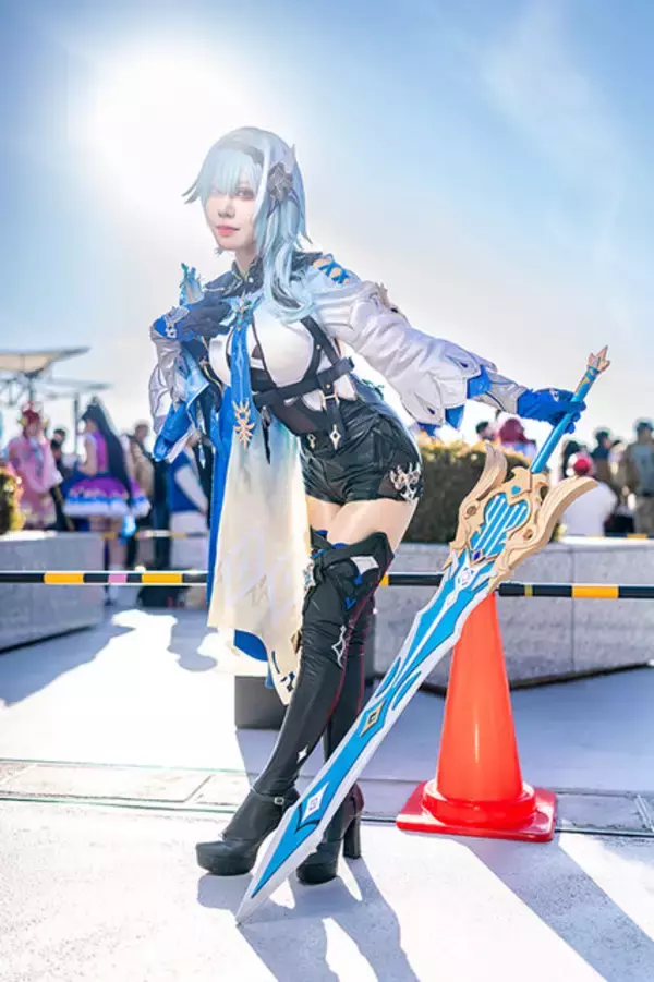 コスプレ】『原神』エウルアの幻想的な佇まいに惹かれる！抜群の 