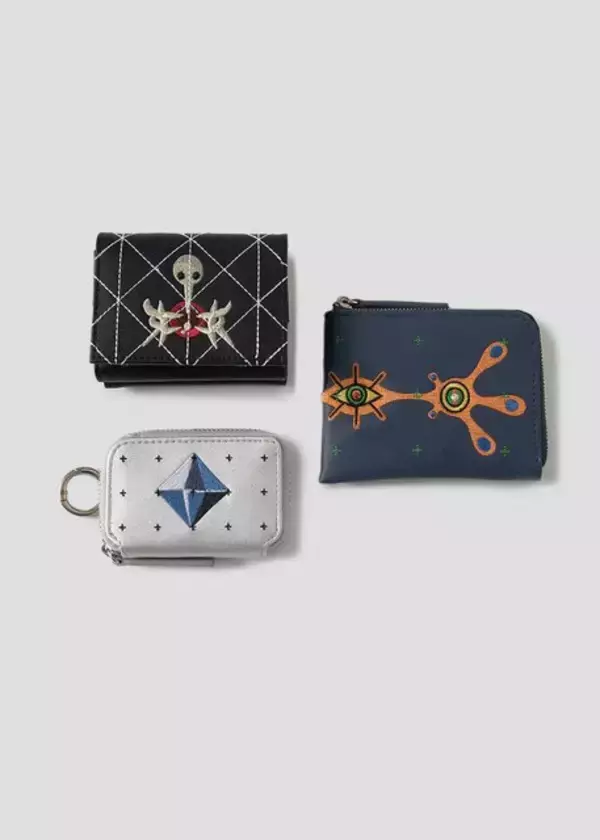 「「エヴァ」×「グラニフ」コラボアパレルがWEB先行予約受付中！アニメEDイメージの“つづく”刺繡入りTシャツなど、作中シーンを取り入れたデザイン多数」の画像