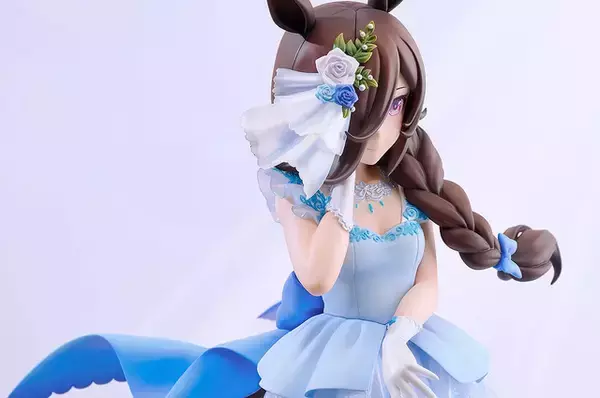 「『ウマ娘』ライスシャワーのウェディングドレス姿が美しい…！裾を彩るレースの意匠までこだわって立体化」の画像