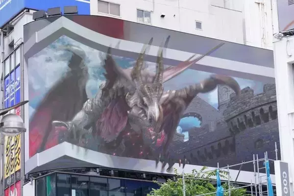 「新宿に『モンハン：サンブレイク』の「メル・ゼナ」が出現！大迫力の3D立体映像」の画像