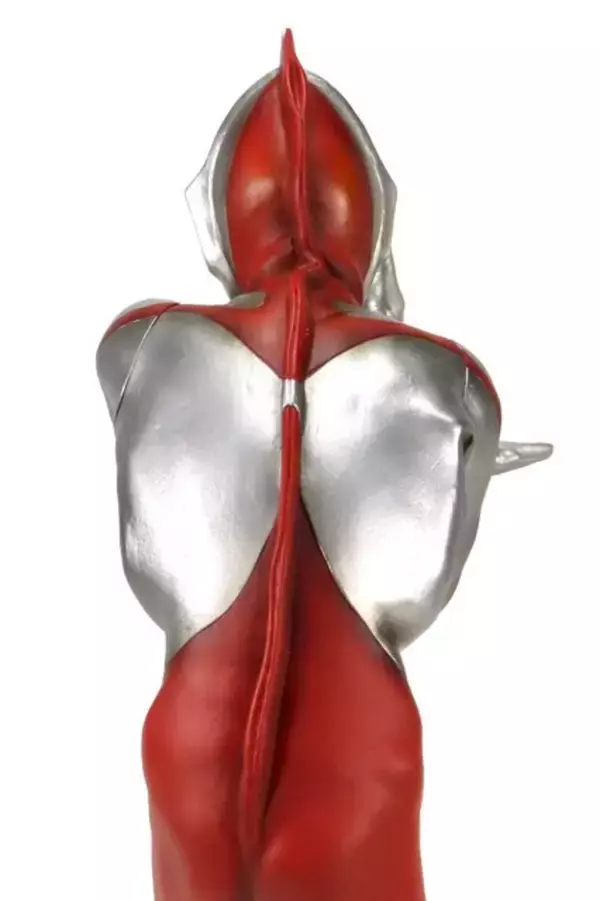 「スペシウム光線！初代「ウルトラマン」より美しき「Bタイプ」スーツの1/6スケールフィギュアが復刻―目やタイマーの発光ギミックも搭載」の画像