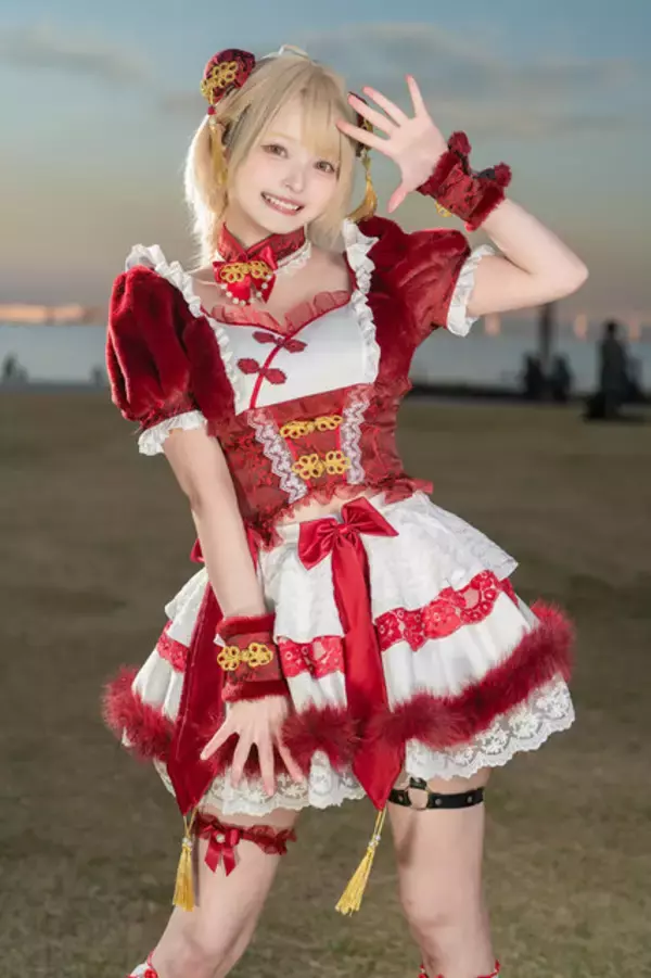 「【コスプレ】ふわもこ×ミニチャイナ風の衣装が異次元の可愛さ！はにかむ美女レイヤーはカンフーポーズも似合いすぎ【写真8枚】」の画像