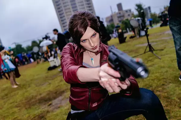 「【コスプレ】白い柔肌に細いウエストが美しい『鳴潮』ガルブレーナ！バイオやミサミサまで「池ハロ2025」美麗レイヤー8選【写真42枚】」の画像