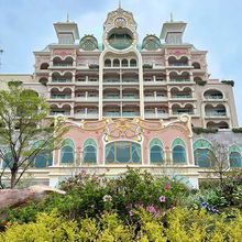 東京ディズニーシー「ファンタジースプリングスホテル」の詳細がお披露目！部屋のデザインや宿泊特典は？