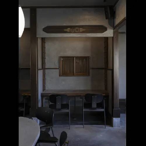 人気の温泉地・由布院に古民家ロースタリー&カフェがOPEN。抹茶ラテやスイーツも楽しめる癒しの空間です