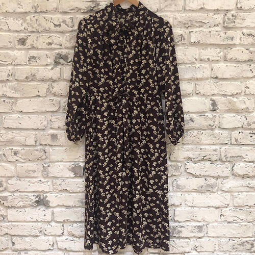 しまむらの新作 花柄ワンピース で秋先取りを叶えて しまパト で見つけたおすすめアイテム2つをピックアップ 19年8月21日 エキサイトニュース