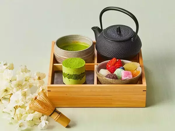 「京都宇治抹茶を点てて味わう“プチ茶道体験”が叶います。ザ ストリングス 表参道に『和のティーセット』が新登場」の画像