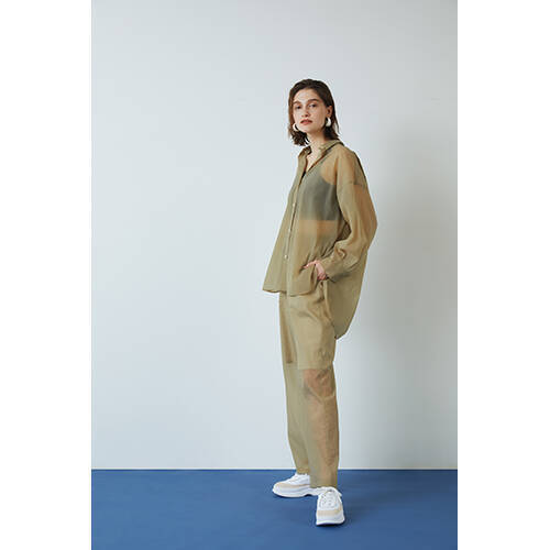 こんなスニーカーを探してた！エミ×プーマの「DEVA Wn’s emmi」はボリュームがあるけどフェミニンな印象