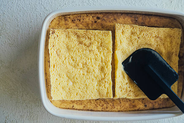 焦がしバターがポイント。週末に作ってみたい「ミスターチーズケーキ」のシェフ考案フレンチトーストのレシピ♡