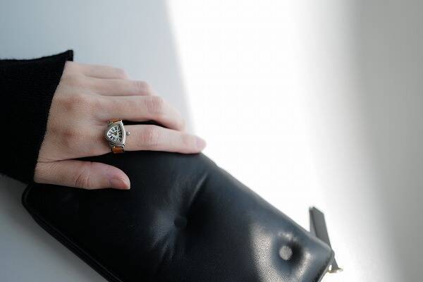 指 につける時計って素敵 本格的な Moco の指時計は大切なあの人と身につけたい 年8月18日 エキサイトニュース