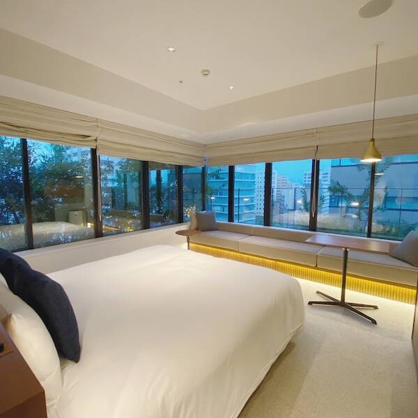 ベッドから起きる瞬間が最高にしあわせ♡「HAMACHO HOTEL」は大好きな人と泊まる記念日ステイにぴったり