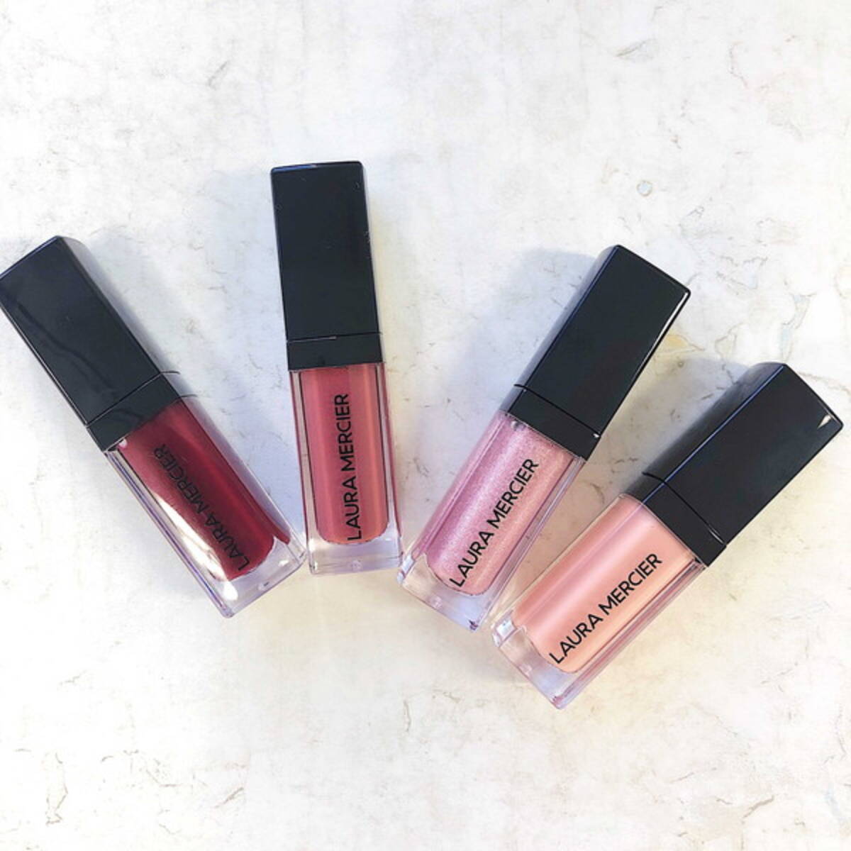 あれもこれも気になるローラメルシエのホリデーコレクションはどれを買う 艶美な唇になれるリップが本命でした 年10月27日 エキサイトニュース 2 4