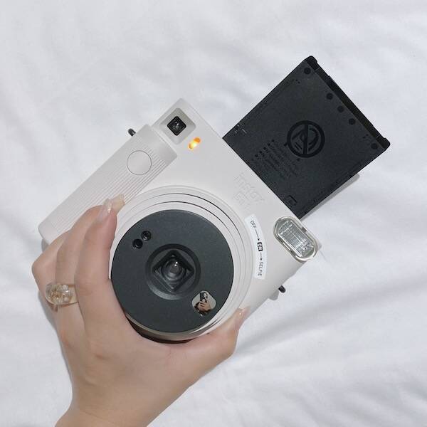 特別な思い出は チェキ で残そ 新作モデルなら カメラ初心者さんでも簡単におしゃれ写真が撮れちゃう 年12月30日 エキサイトニュース 2 2