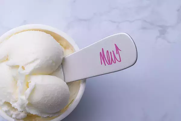 アイスクリーム界の新星「NEW」がラフォーレ原宿に登場。プロテインブランド「VALX」とのコラボメニューも