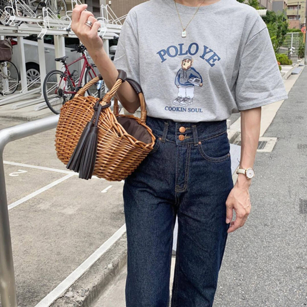 やっぱりなんだか憧れちゃう パリジェンヌみたいなフレンチカジュアルコーデを叶える6アイテムをご紹介 21年7月1日 エキサイトニュース やっぱりなんだか憧れちゃう パリジェンヌみたいなフレンチカジュアルコーデを叶える6アイテムをご紹介 21年7月1日 エキサイトニュース