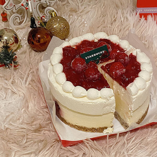 スタバレビュー クリスマスケーキも裏切らないおいしさ 2種類どちらも絶品で片方なんて選べないかも 21年10月29日 エキサイトニュース 2 2