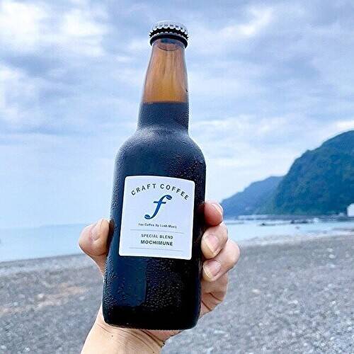 静岡の“海の見えるコーヒーショップ”が抜群におしゃれ。開放的なテラスにギャラリーもあるって素敵じゃない？