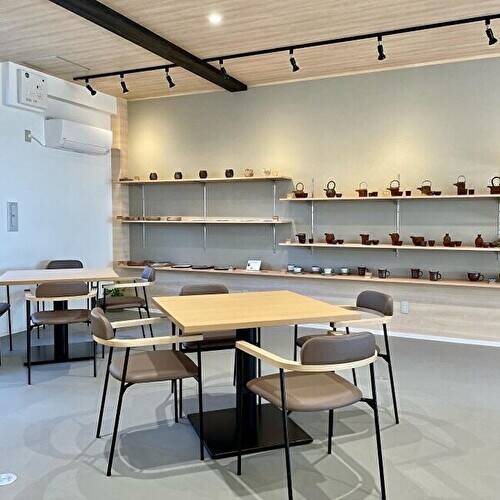 静岡の“海の見えるコーヒーショップ”が抜群におしゃれ。開放的なテラスにギャラリーもあるって素敵じゃない？