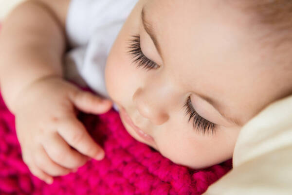 赤ちゃんは寝かせるほど賢くなる 昼寝 が記憶の発達に役立つとイギリスで判明 15年9月日 エキサイトニュース